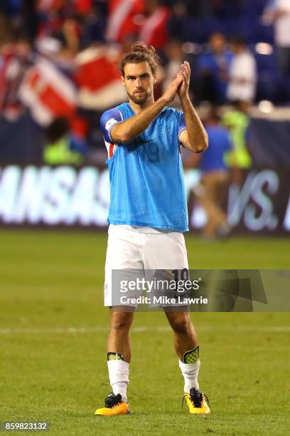 Graham Zusi of the United States acknowledges the crowd after the game against Costa Rica during the FIFA 2018 World Cup Qualifier at Red Bull Arena...