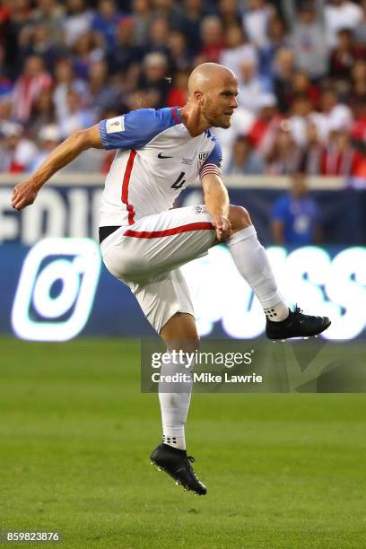 Michael Bradley of the United States shoots against Costa Rica during the FIFA 2018 World Cup Qualifier at Red Bull Arena on September 1, 2017 in...