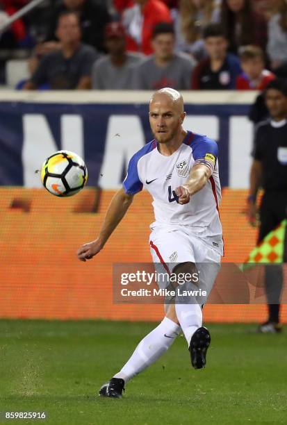 Michael Bradley of the United States passes against Costa Rica during the FIFA 2018 World Cup Qualifier at Red Bull Arena on September 1, 2017 in...