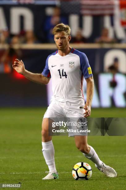 Tim Ream of the United States controls the ball against Costa Rica during the FIFA 2018 World Cup Qualifier at Red Bull Arena on September 1, 2017 in...