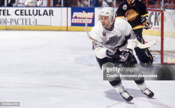 Jimmy Carson of the Los Angeles Kings in round 2, game 3 of the playoffs on May 7, 1993 at the Great Western Forum in Inglewood, California.