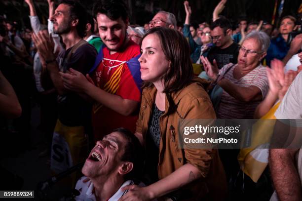 Thousands of people gathered at the Arc de Triomphe to hear President Carls Puigdemont's speech about the Declaration of Independence of Catalonia....