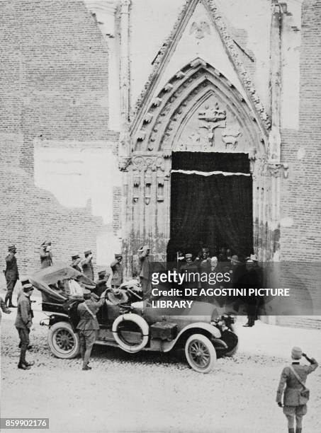 King Vittorio Emanuele III , Prime Minister Paolo Boselli and General Carlo Porro leaving a commemorative function in honor of King Umberto,...