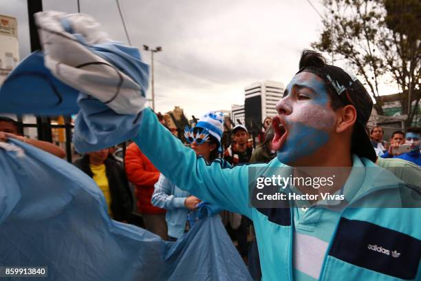 Fan of Argentina cheers for his team prior a match between Ecuador and Argentina as part of FIFA 2018 World Cup Qualifiers at Olimpico Atahualpa...