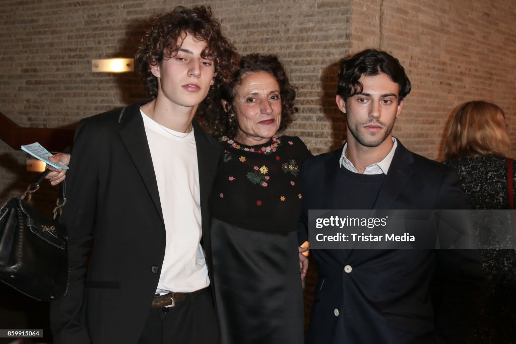 'Die Unsichtbaren' Premiere In Berlin