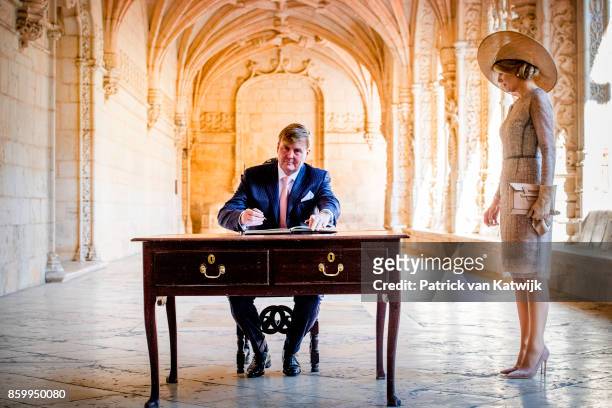 King Willem-Alexander of The Netherlands and Queen Maxima of The Netherlands lay down a wreath at the tomb of poet Luis Vaz de Camoes followed by a...