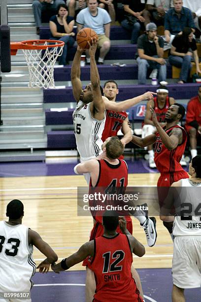 Malik Hairston of the Austin Toros shoots against the Idaho Stampede at the Concordia University Fieldhouse April 15, 2009 in Austin, Texas. NOTE TO...