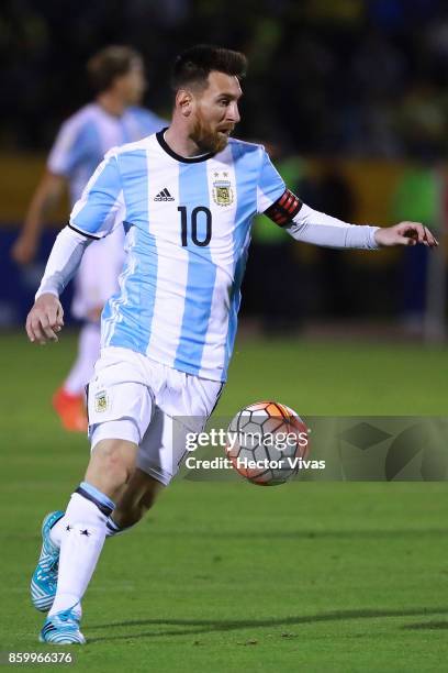 Lionel Messi of Argentina drives the ball during a match between Ecuador and Argentina as part of FIFA 2018 World Cup Qualifiers at Olimpico...