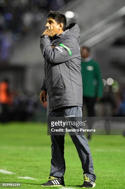Alberto Illanes coach of Bolivia gives instructions during a match between Uruguay and Bolivia as part of FIFA 2018 World Cup Qualifiers at...