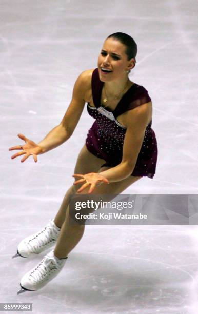 Cynthia Phaneuf of Canada competes in the Ladies Short program during the ISU World Team Trophy 2009 Day 1 at Yoyogi National Gymnasium on April 16,...