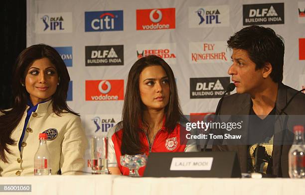 Shilpa Shetty of the Rajasthan Royals, Preity Zinta of the Deccan Chargers and Shah Rukh Khan of Kolkata Knight Riders talk to the press conference...