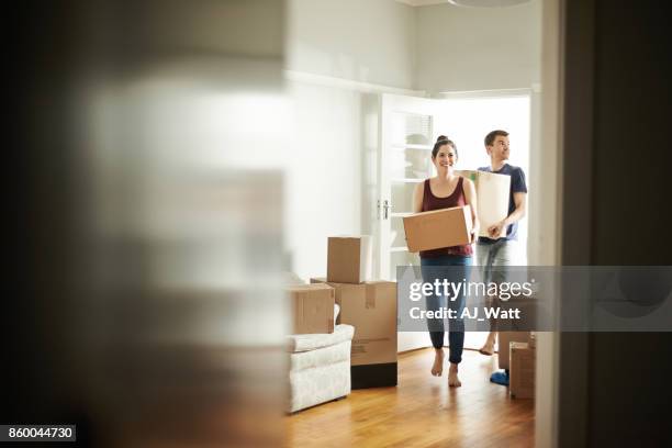 è un giorno commovente - casa in affitto foto e immagini stock