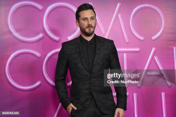 Sebastian Zurita is seen attending at red carpet of 'Como Cortar a tu Patan' film premiere on October 10, 2017 in Mexico City, Mexico