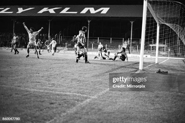 English League Division Three match held at Griffin Park, Brentford 1 -2 Reading, 17th September 1985.English League Division Three match held at...