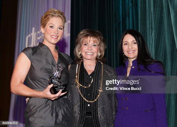 Judith Applegate Actress Christina Applegate poses with President Judy Briskin and her ...