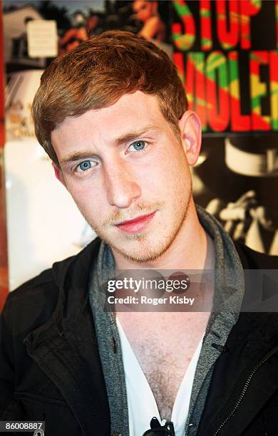 Like Asher Roth The Rapper Roger Roth Photos and Premium High Res Pictures - Getty Images