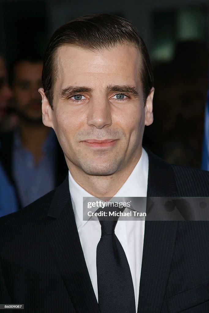 Chris Mel Raido Mel Raido arrives to the Los Angeles premiere of