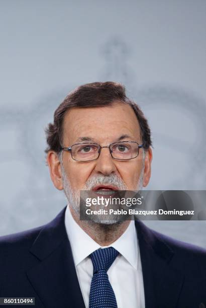 Spanish Prime Minister Mariano Rajoy speaks at a press conference following a crisis cabinet meeting over the Catalonian independence issue on...