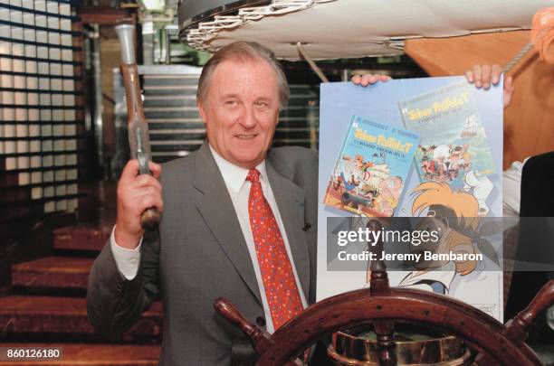 Albert Uderzo presents a new comic strip entitled "Jehan Pistolet, Corsaire du Roi",Paris, 22nd September 1998