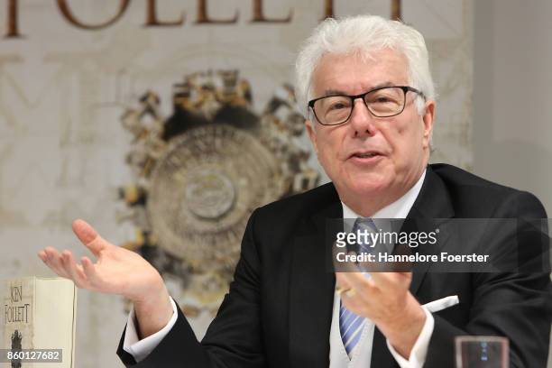 The british author Ken Follet at a press conference at the 2017 Frankfurt Book Fair on October 11, 2017 in Frankfurt am Main, Germany. The 2017 fair,...