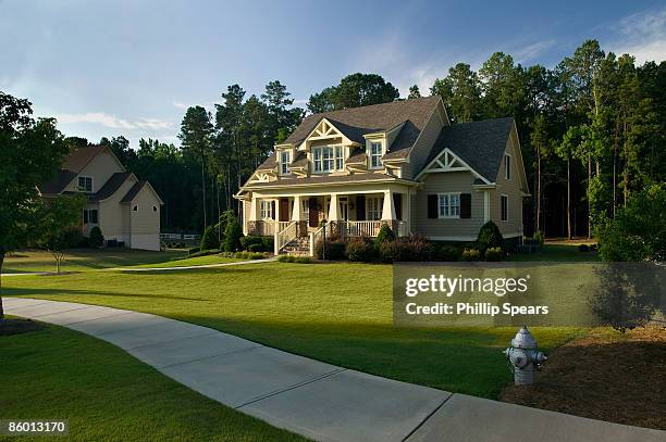 suburban home exterior architecture - geórgia sul dos estados unidos - fotografias e filmes do acervo