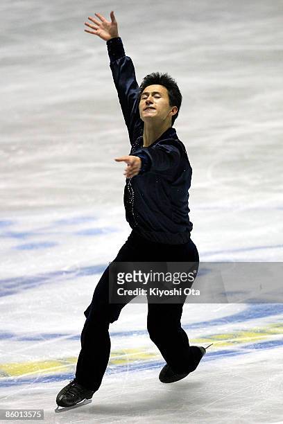 Patrick Chan of Canada competes in the Men's Free Skating during the ISU World Team Trophy 2009 Day 2 at Yoyogi National Gymnasium on April 17, 2009...