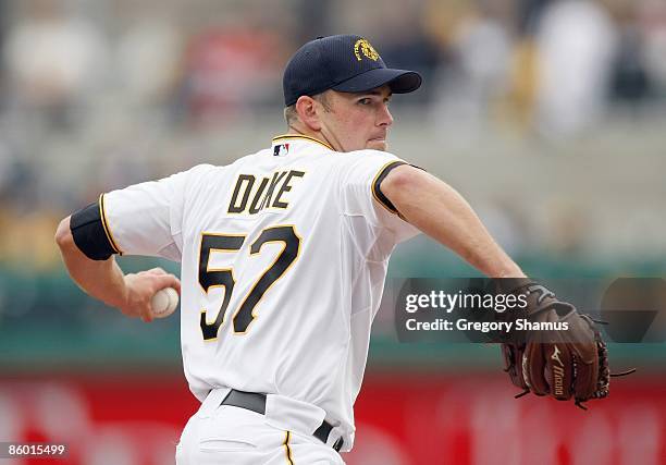 Zach Duke of the Pittsburgh Pirates pitches during the Opening Day game against the Houston Astros at PNC Park on April 13, 2009 in Pittsburgh,...