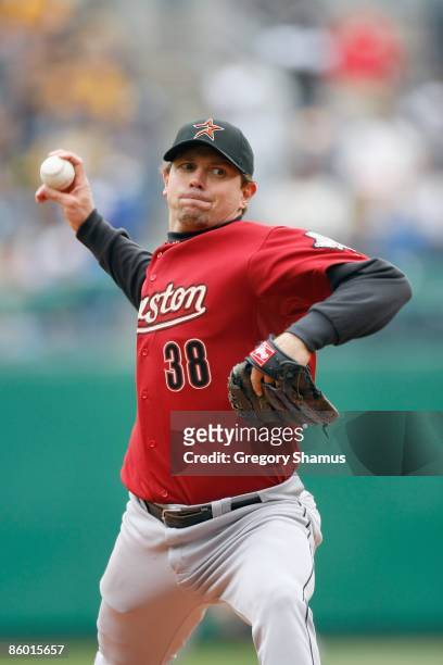Brian Moehler of the Houston Astros pitches during the Opening Day game against the Pittsburgh Pirates at PNC Park on April 13, 2009 in Pittsburgh,...