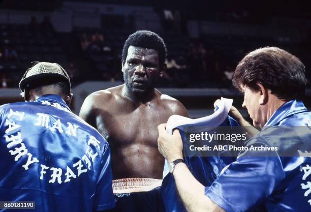 Larry Frazier Photos and Premium High Res Pictures - Getty Images