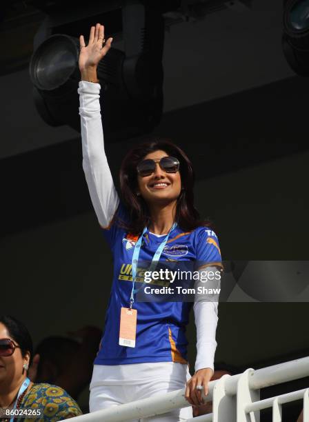 Shilpa Shetty waves during the IPL T20 match between Mumbai Indians and Chennai Super Kings at Newlands Cricket Ground on April 18, 2009 in Cape...