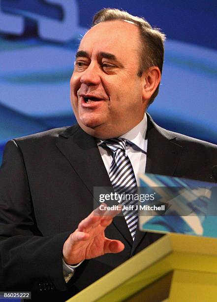 Scotland�s First Minister Alex Salmond, gives his key note speech to the SNP spring conference on April 18, 2009 in Glasgow, Scotland. Salmond...