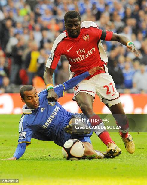 Arsenal's Ivoryan defender Kolo Toure vies with Chelsea's Ashley Cole during the FA Cup Semi-Final football match at Wembley Stadium in London on...