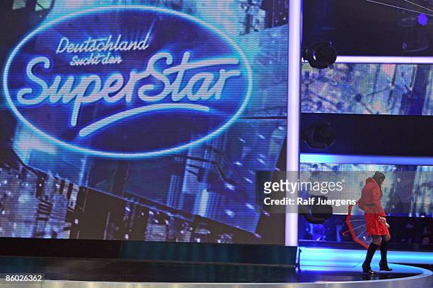 Sarah Kreuz performs her song during the rehearsel for the singer qualifying contest DSDS 'Deutschland sucht den Superstar' 6th motto show on April...