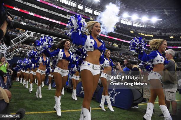 Dallas Cowboys cheerleaders taking field before game vs Green Bay Packers at AT&T Stadium. Arlington, TX 10/8/2017 CREDIT: Greg Nelson