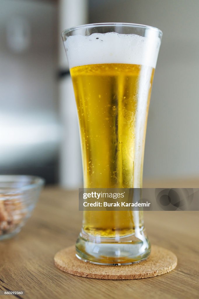 Summertime Pints Refreshing Summer Pint Of Beer High-Res Stock Photo - Getty Images