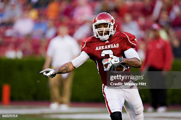 Razorbacks R Image Razorbacks White Photos and Premium High Res Pictures - Getty Images