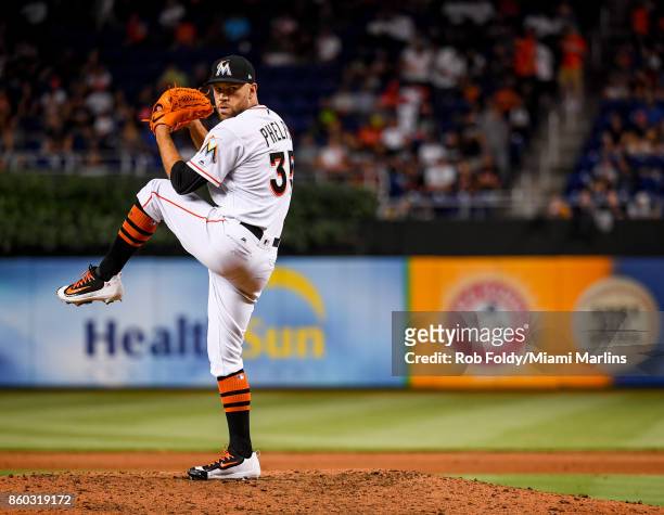 David Phelps of the Miami Marlins pitches during the Opening Day game against the Atlanta Braves at Marlins Park on April 11, 2017 in Miami, Florida.