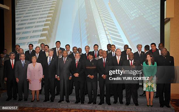 Leaders from the Americas pose for the official picture of the V Summit of the Americas in Port-of-Spain on April 18, 2009. First row, L-R: Costa...