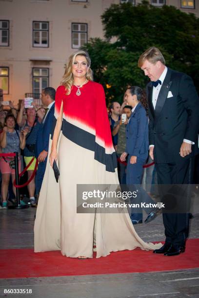 King Willem-Alexander of The Netherlands and Queen Maxima of The Netherlands offer a concert by Nynke Laverman and Cristina Branco to president...