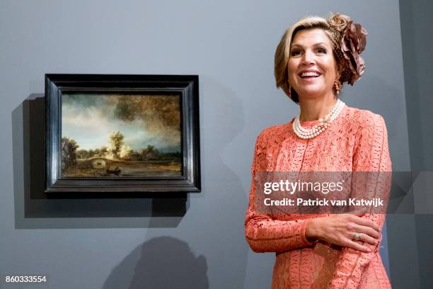 Queen Maxima of The Netherlands visits the Museo Nacional Arte Antiga and the exhibition Rembrandt, Rijksmuseum and Royal Collectionson October 11,...