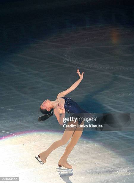 Caroline Zhang of the US performs during the ISU World Team Trophy 2009 Gala Exhibition at Yoyogi National Gymnasium on April 19, 2009 in Tokyo,...