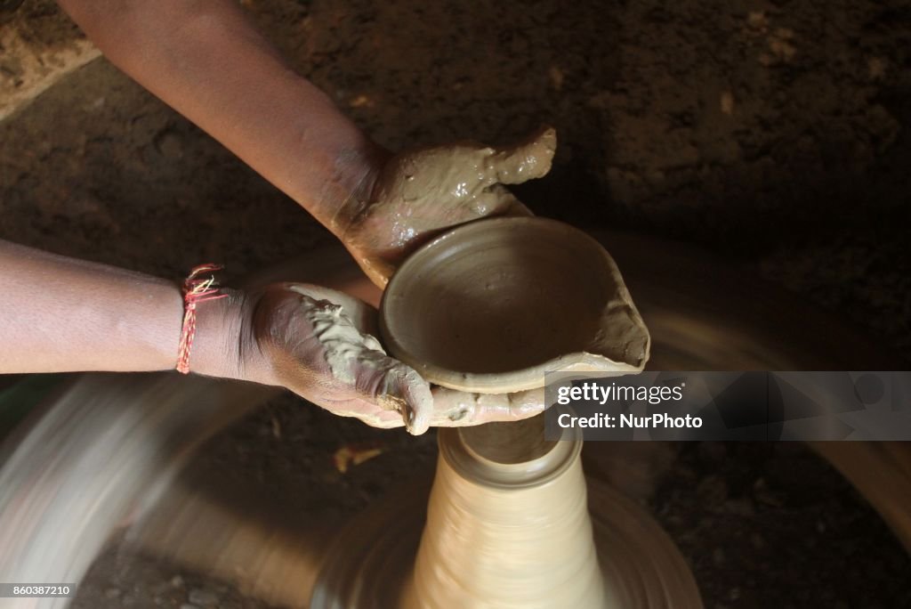 Potters Make Earthen Lamps For Diwali Festival