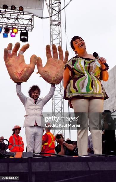 Lisa Jackson, Administrator of Environmental Protection Agency, introduces musician Wayne Coyne of the Flaming Lips at Earth Day on The National Mall...