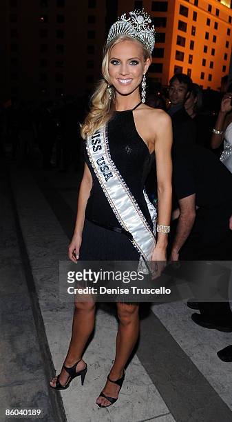 Miss USA 2009 Kristen Dalton poses at the 2009 Miss USA Pageant after party at Planet Hollywood Resort & Casino on April 19, 2009 in Las Vegas,...