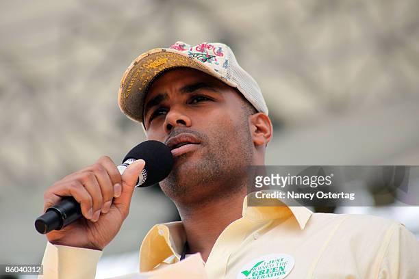 Actor and Activist Boris Kodjoe, President of the Sophie's Voice Foundation speaks during Earth Day on the Mall on April 19, 2009 in Washington, DC.