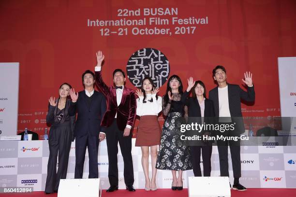 Festival director Kang Soo-Youn, actors Lim Jeong-Woon, Suh Tai-Wha, Park Ji-Su, Moon Geun-Young, director Shin Su-Won and Kim Tae-Hun attend a...