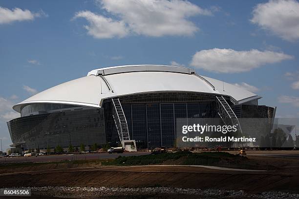 General view of the new Dallas Cowboys Stadium under construction on April 19, 2009 in Arlington, Texas.