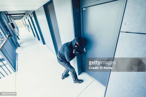 robber - security camera house stock pictures, royalty-free photos & images
