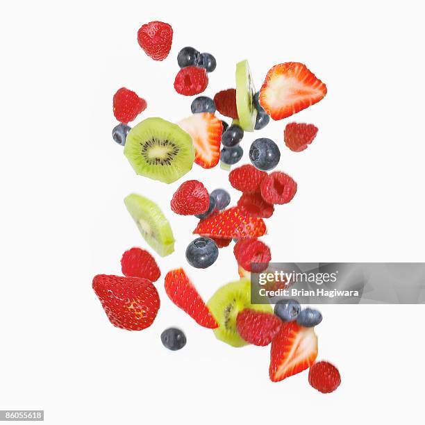 assorted fruit - erdbeeren freisteller stock-fotos und bilder