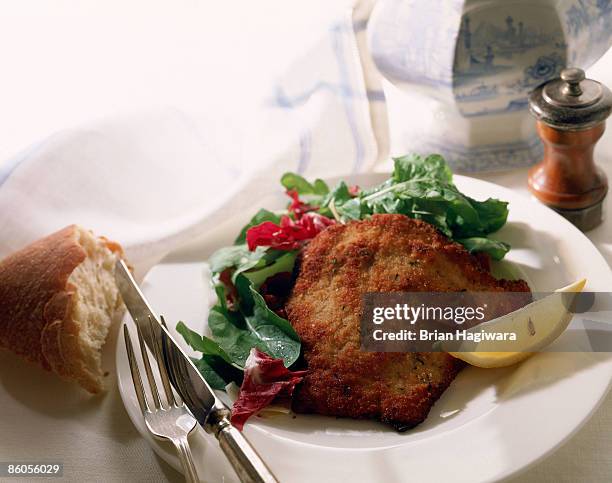 veal milanese - wiener schnitzel stock pictures, royalty-free photos & images